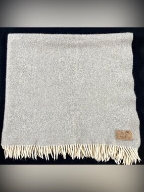 43x44 Cashmere Lambswool Small Lap Blanket Baby Blanket Wool Throw Fringe Italy